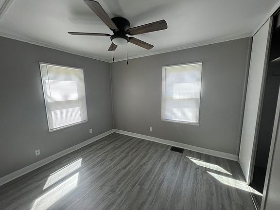 5th image of 411 S 22nd St