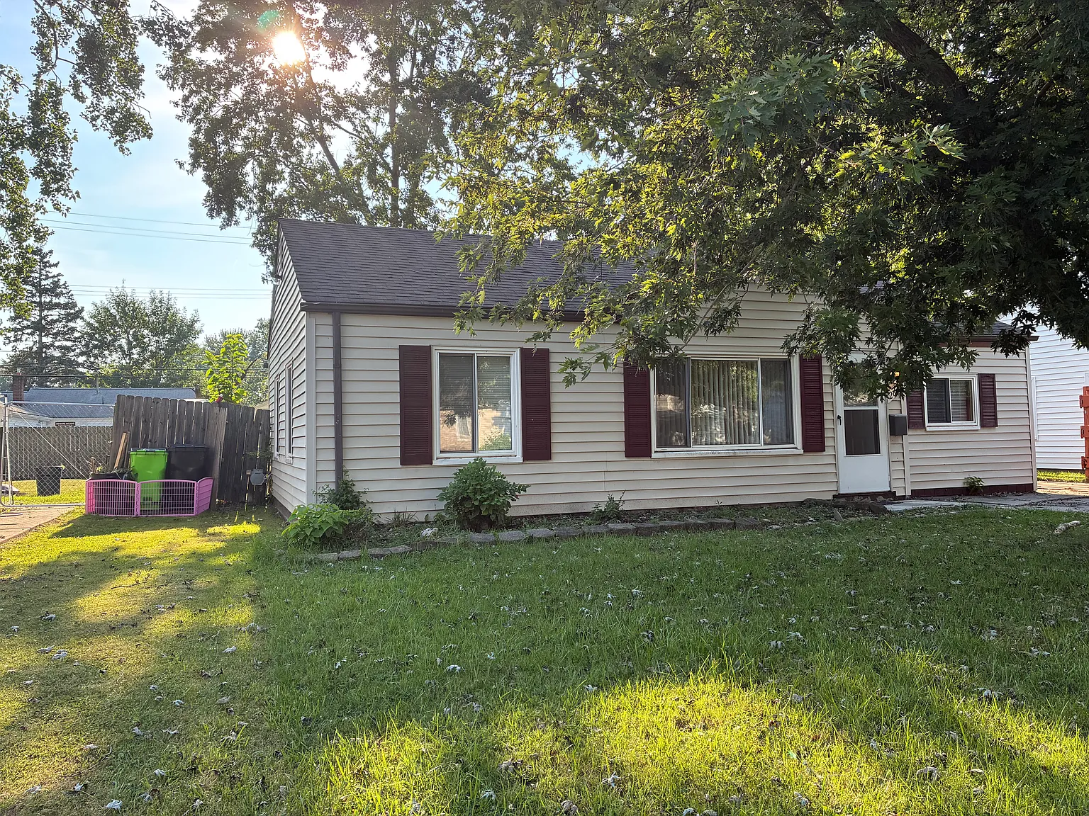 26601 Belanger St — Photo 2