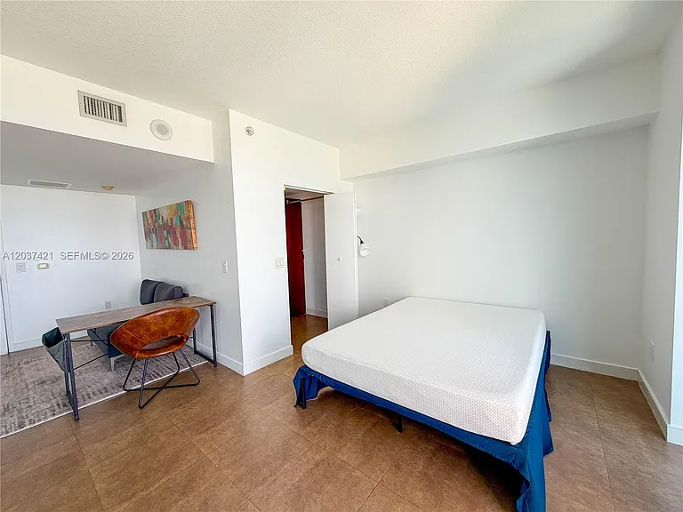 185 SW 7th St #2900 — Photo 20