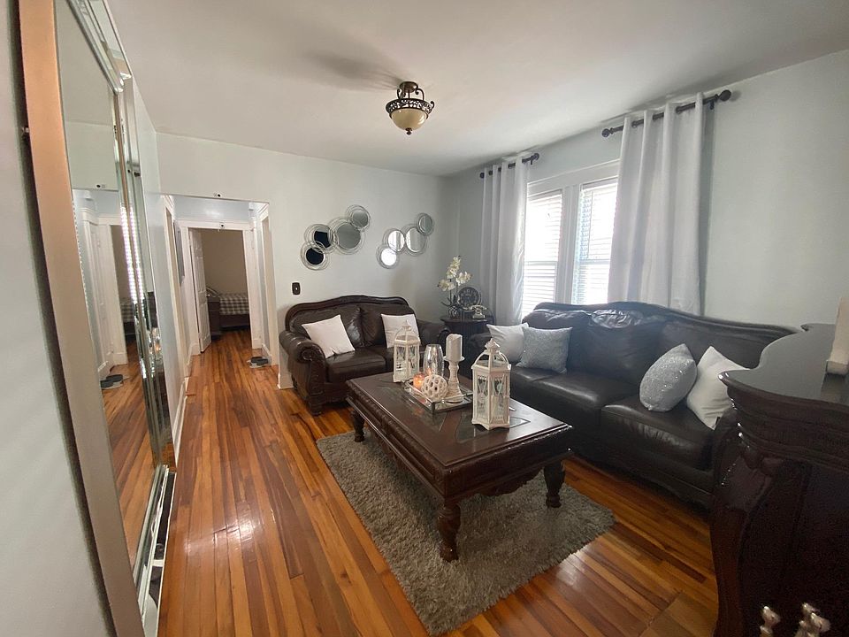 1493 River St, Hyde Park, MA 02136 Zillow