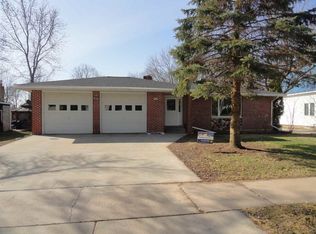 1310 W Arlington St, Marshfield, WI 54449