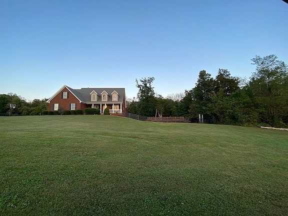 2nd image of 553 Whitfield Ln