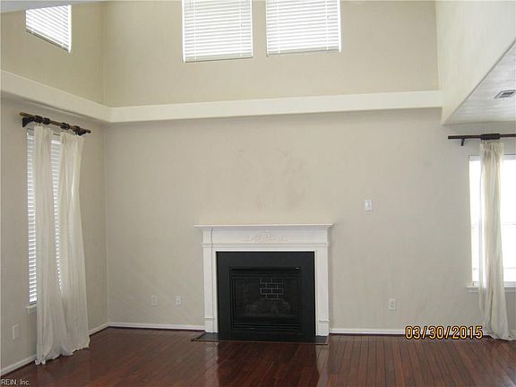 2nd image of 3917 Van Ness Dr #116