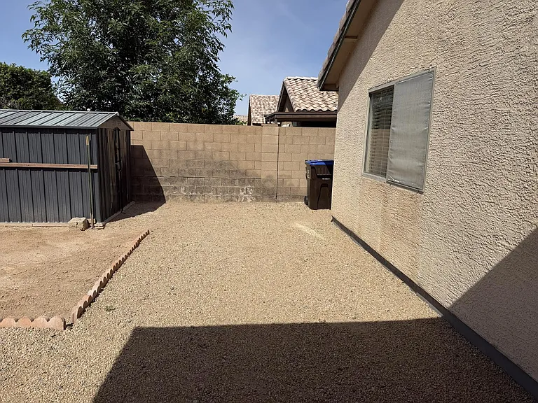 8563 W Mission Ln — Photo 22