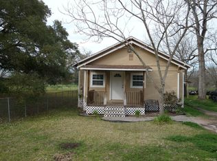 204 W Mulberry Ave, Wharton, TX 77488