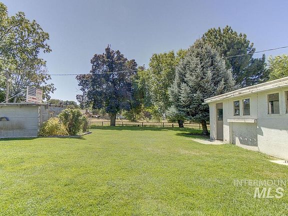 2nd image of 1808 N Lincoln Ave
