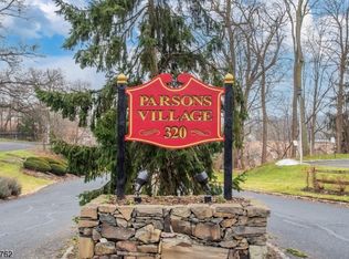 320 South St APT 2E, Morristown, NJ 07960