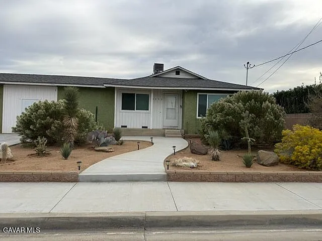 4552 W Avenue L12 photo 1
