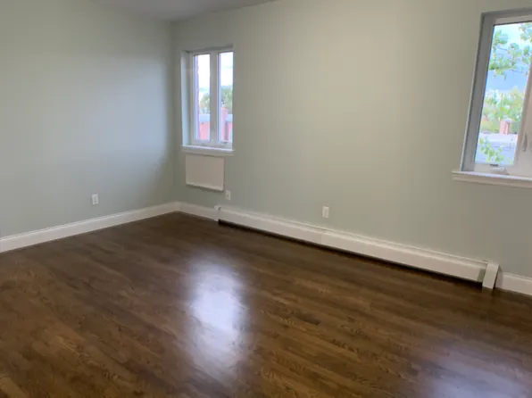 20-06 49th Street image 11 of 17