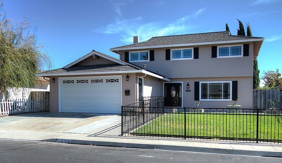 1st image of 234 Woodland Way