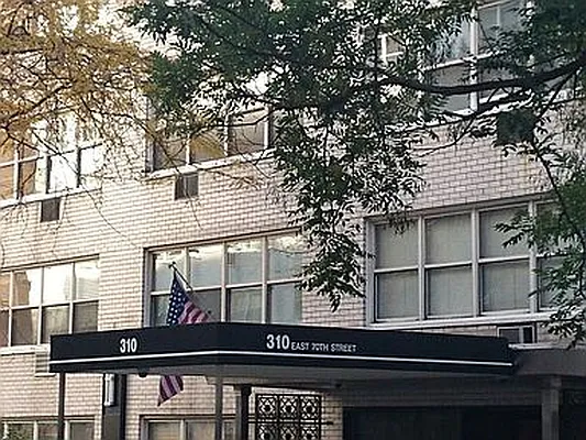 Sold by NextStopNY | media 10
