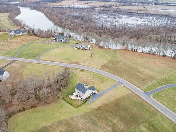 3rd image of 198 Brenthem Farm Dr