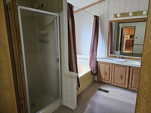 4th image of 34450 Euclid Ave #2