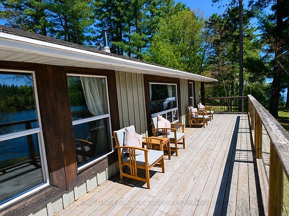 5th image of 165 Bob Seguin Dr