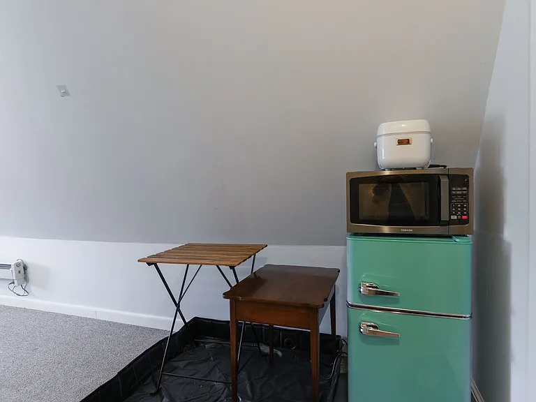 241 Rockingham Rd #3 — Photo 13