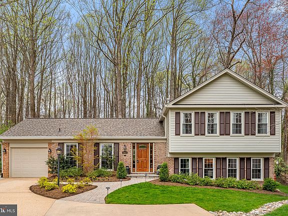 2nd image of 9414 Wallingford Dr