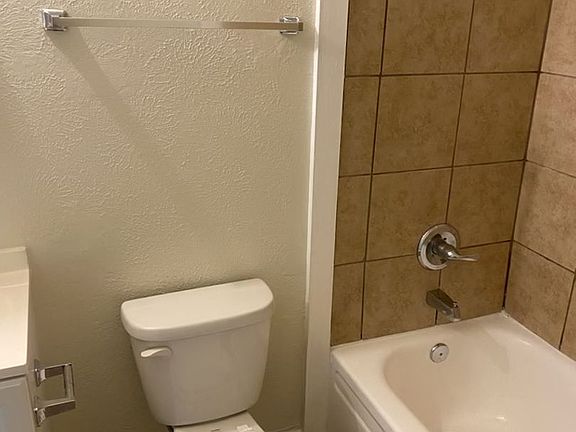 3rd image of 811 E Grayson St APT 24