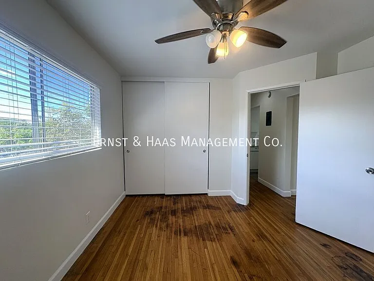 230 E Hullett St #7 — Photo 10