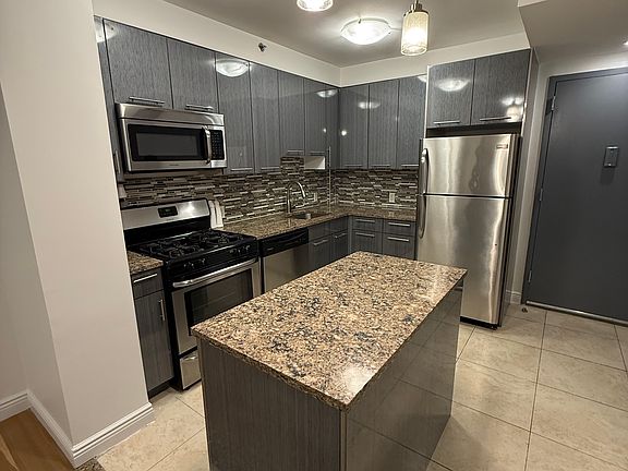 5th image of 3440 Guider Ave #5
