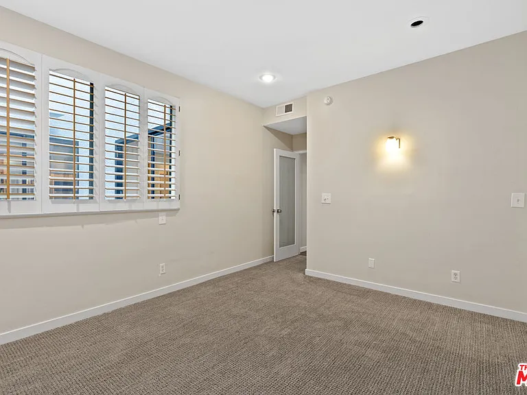 1830 Westholme Ave #101 — Photo 22