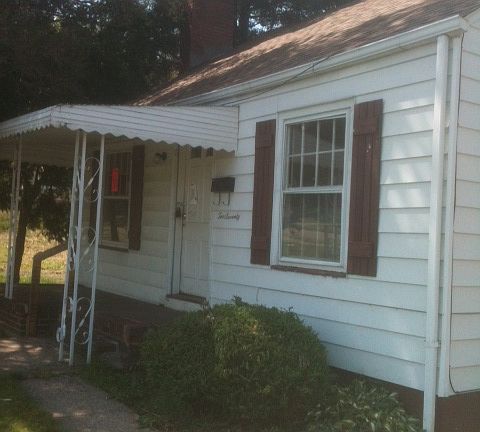 3rd image of 270 E La Clede Ave