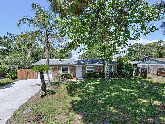 3rd image of 75 DOLPHIN Boulevard