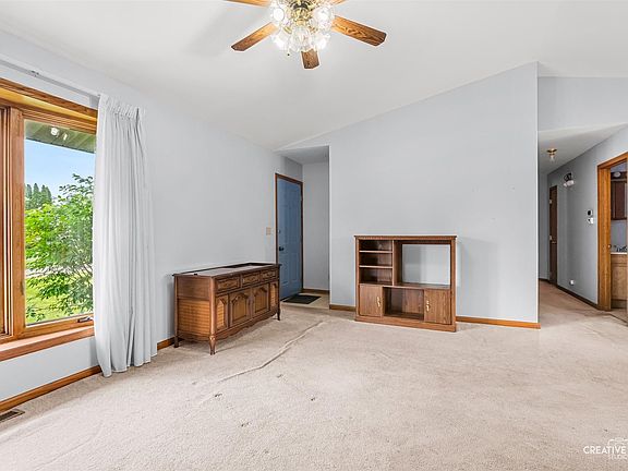2nd image of 285 Legner St