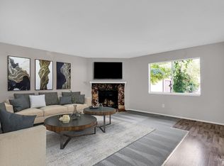 701 Blair Pl, Santa Rosa, CA 95401