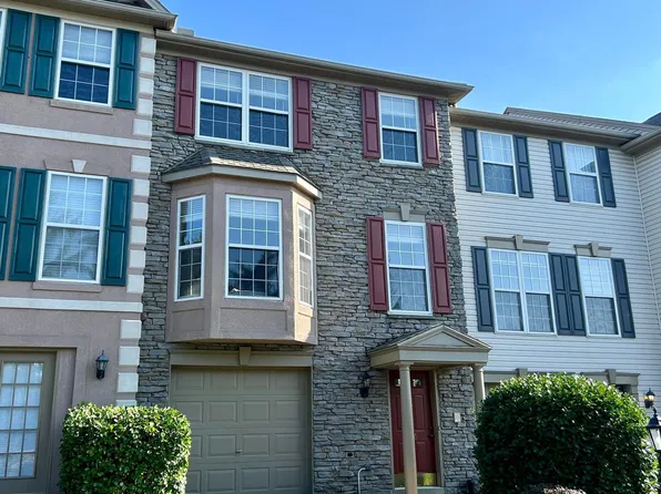 106 Chandler Dr #106, Red Lion, PA 17356