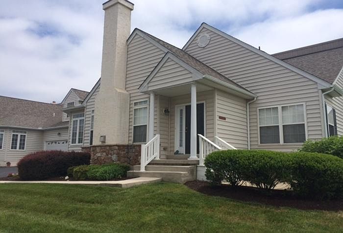 1st image of 602 Churchill Ln