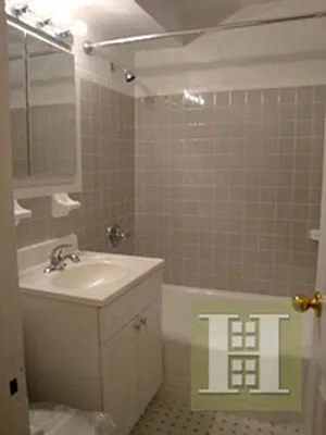 Rented by Halstead Real Estate | media 21