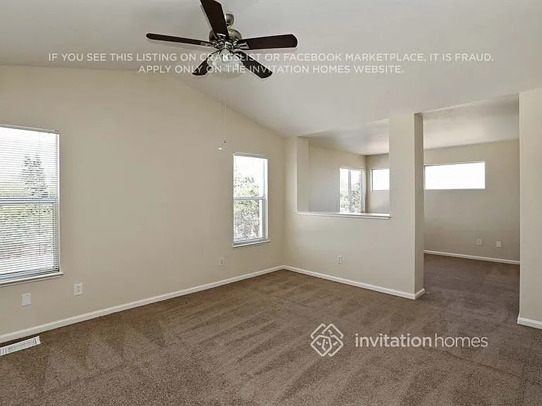 5537 Blue Sapphire Way — Photo 10