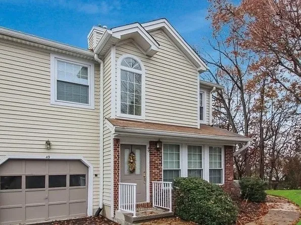49 Pheasant Brook Ct, Bedminster, NJ 07921