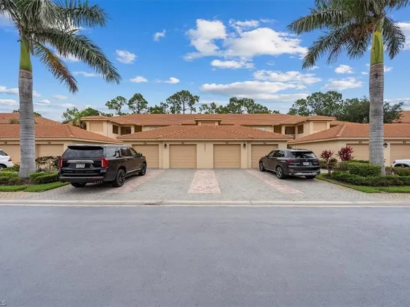 3981 Bishopwood Ct E, Naples, FL 34114