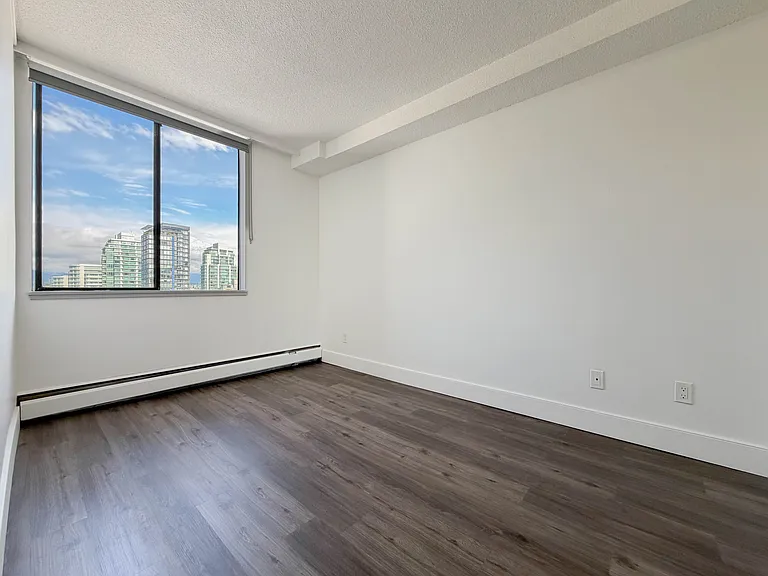 1755 Haro St #306 — Photo 5