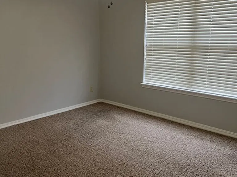 CM Properties of Fort Smith, LLC dba Oakwood Gardens — Photo 46