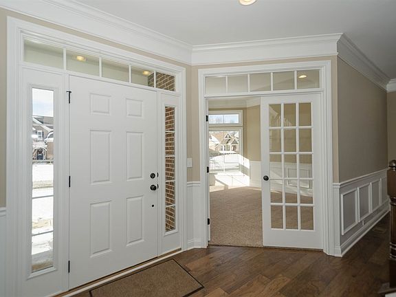 5th image of 5079 Loch Dr