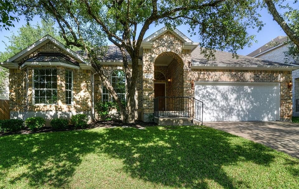 1st image of 10609 Thoroughbred Dr