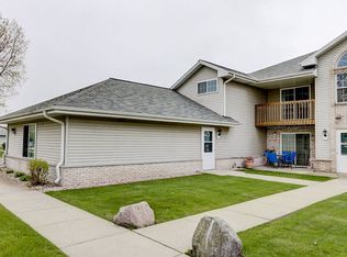 6155 S Creekside Dr UNIT 5, Cudahy, WI 53110
