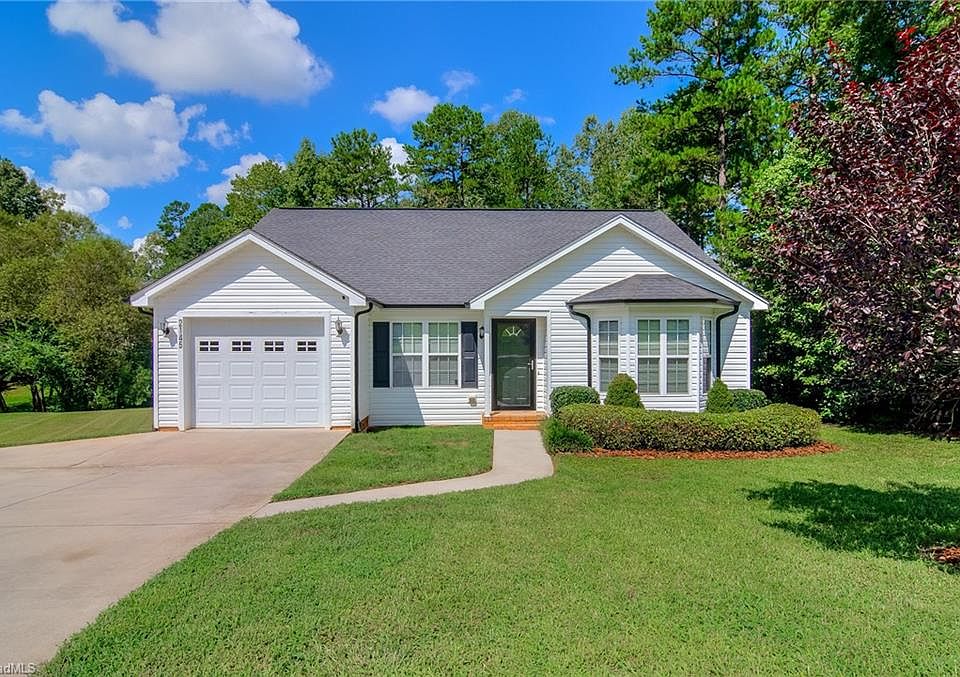 1st image of 2145 Regency Dr