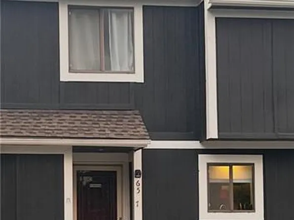 6517 Halsey St, Shawnee, KS 66216