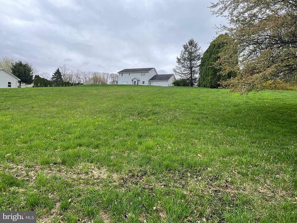 1st image of 150 Creek Dr