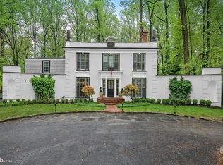 510 Oak Grove Ln, Wayne, PA 19087