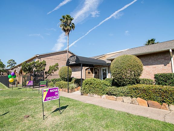 3rd image of 13000 Woodforest Blvd #903