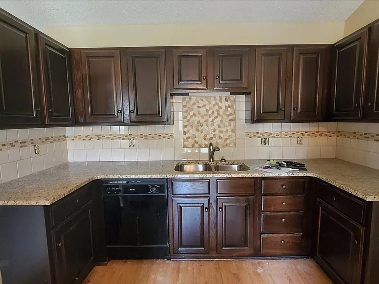1505 Grandview Ave — Photo 6