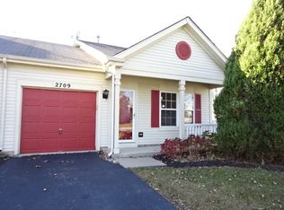 2709 Skylane Dr, Naperville, IL