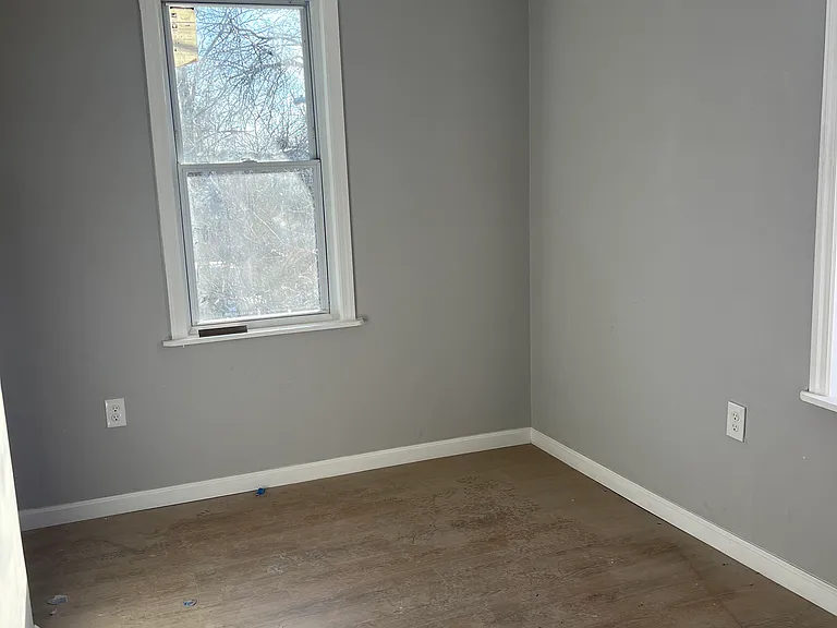 308 Chestnut St — Photo 3
