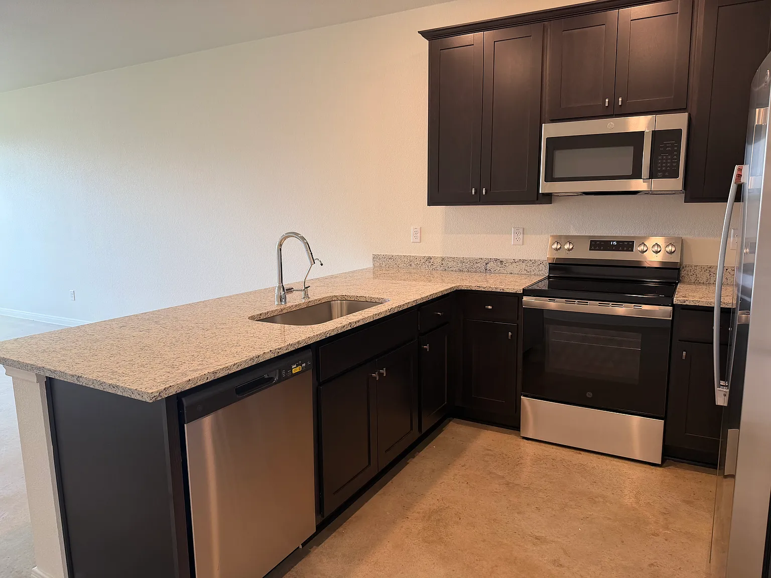 2819 Quail Ridge Ln — Photo 3