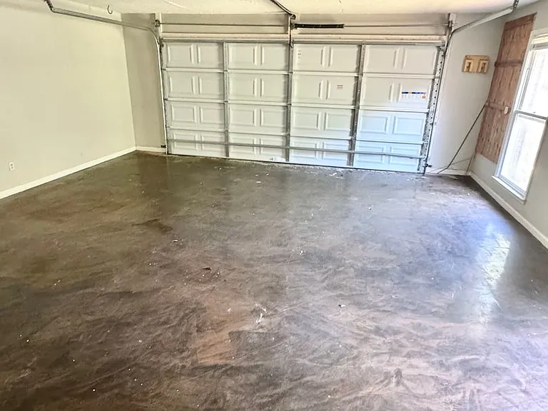 205 Oak Bluff Dr — Photo 18