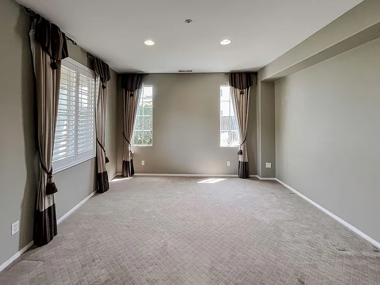 7905 Leway Dr — Photo 15
